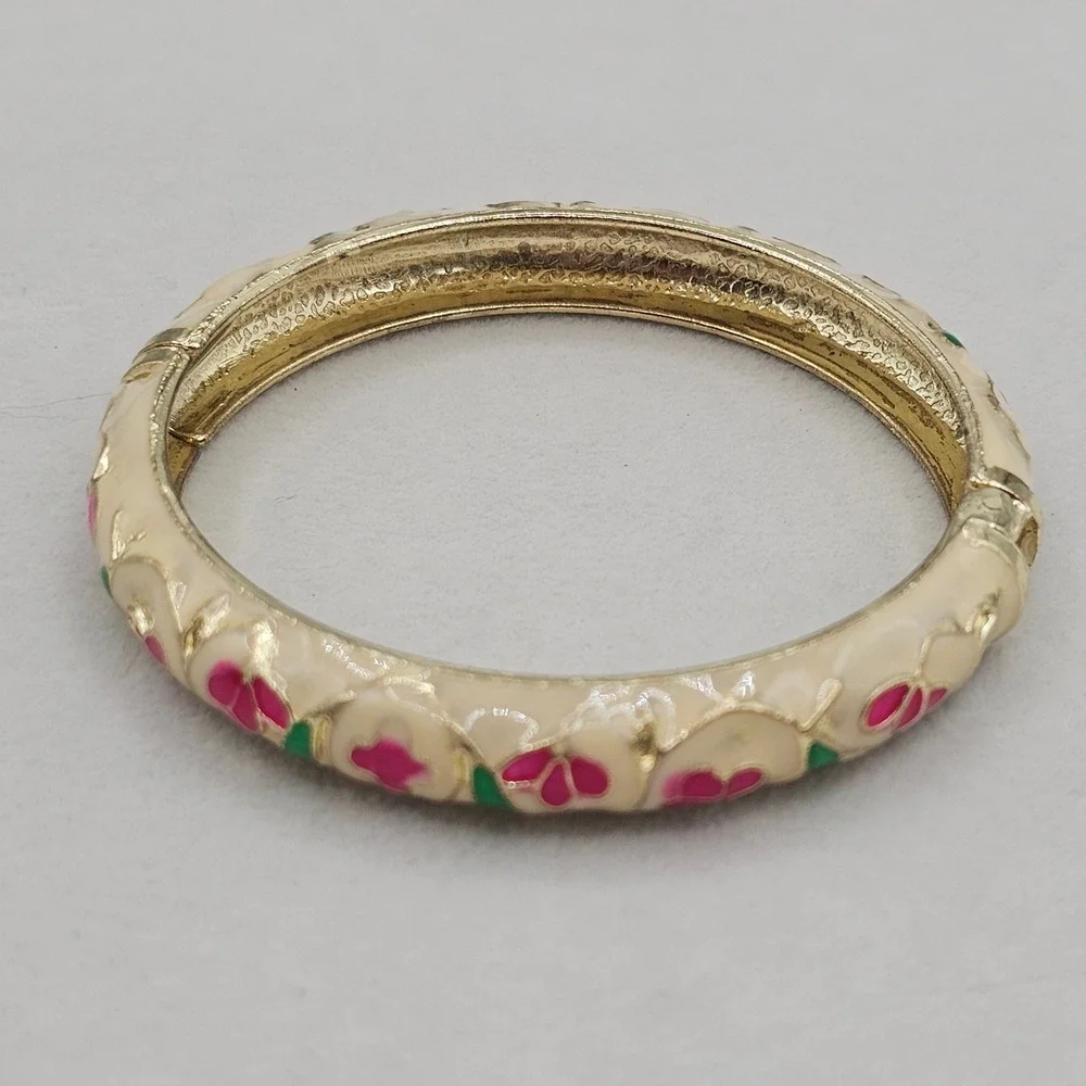 Enamel Floral Clamper Bracelet Cream Pink Gold Tone Hinged 7 Inch